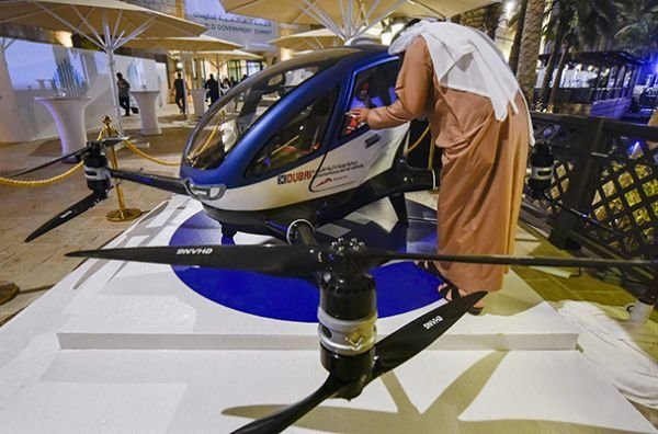 Dubai-Automated-Flying-Taxi7.jpg