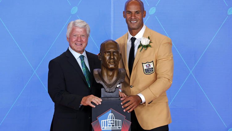 sfl-photos-jason-taylor-enters-the-pro-football-hall-of-fame-20170805.jpg