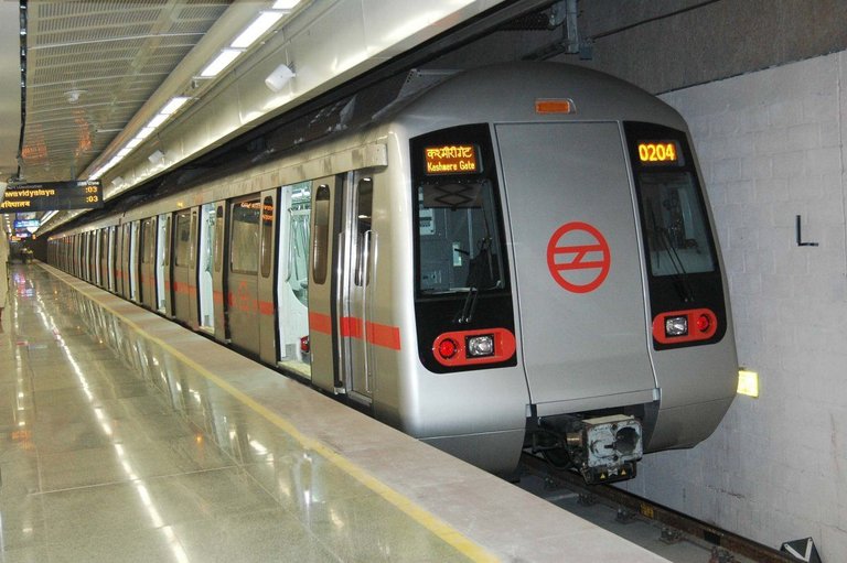 Delhi_Metro.jpg