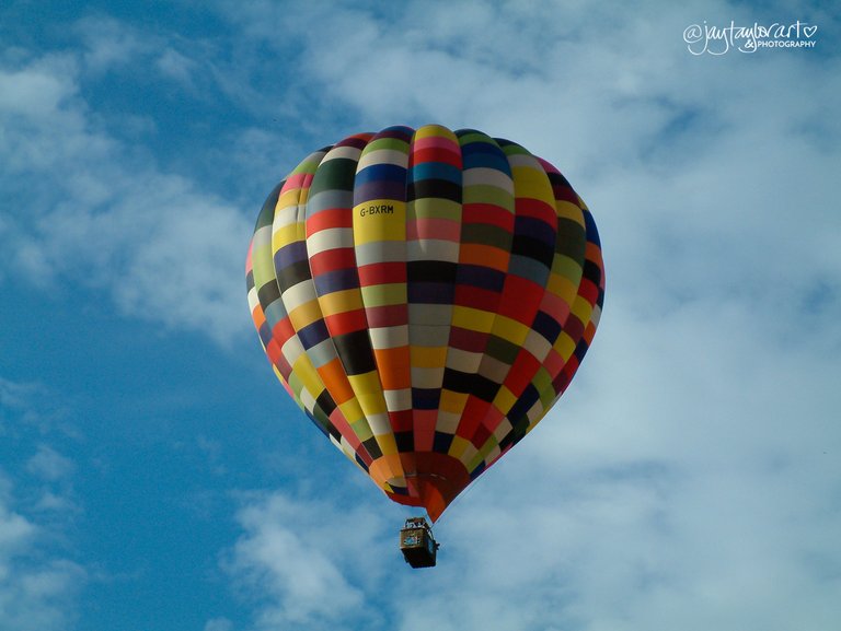 hot-air-balloon.jpg