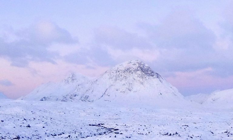 2 Buachaille Etive Mor sunrise wider.jpg