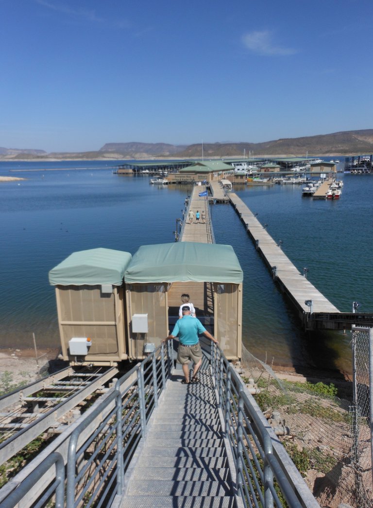 Lake Pleasant and Scorpion Bay Marina 2012-10-04 047.JPG