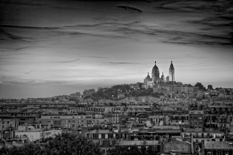 sacre-coeur-paris-martinsoler-black-and-white.jpg