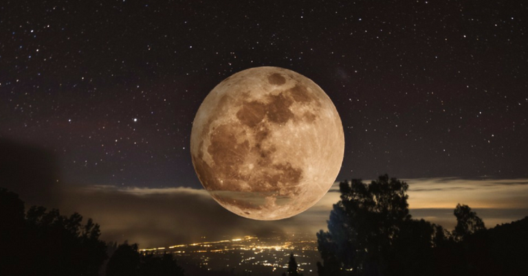 superluna-cielo-paisaje.png