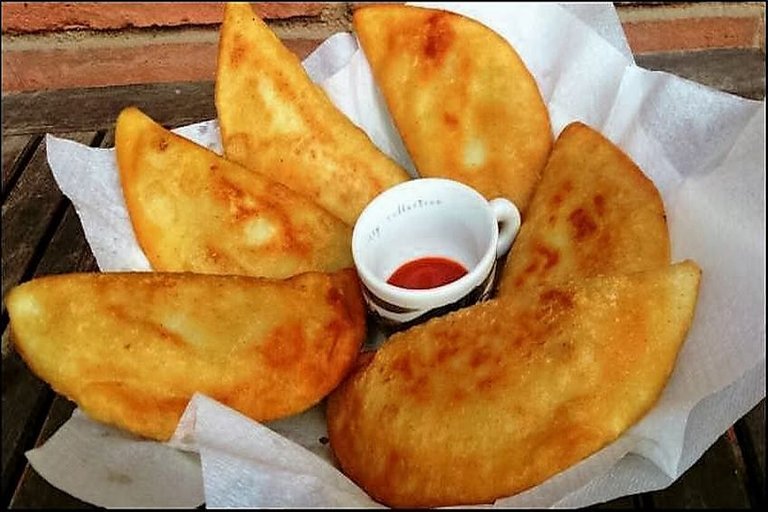 empanadas-venezolanas-de-pollo.jpg