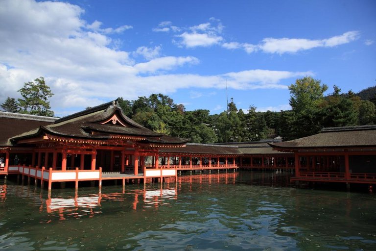 厳島神社.jpg