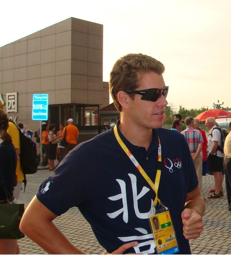 Cameron_Winklevoss_at_the_2008_Beijing_Olympics_-_20080817.jpg