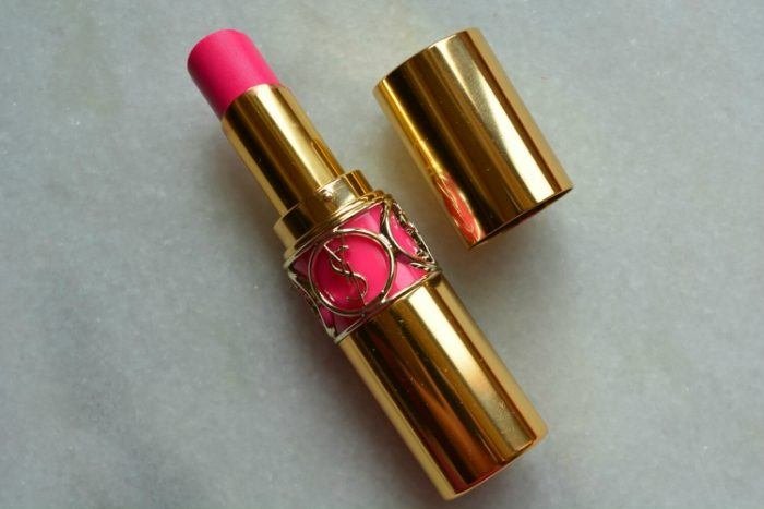 YSL-Rouge-Volupté-Shine-Oil-in-Stick-50-Fuschia-Stiletto-Review-700x467.jpg