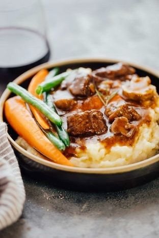 Beef-Bourguignon-12-312x468.jpg