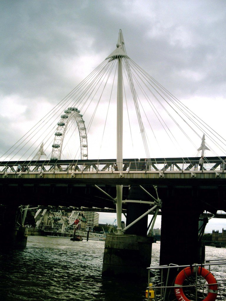 Waterloo Bridge (2).JPG