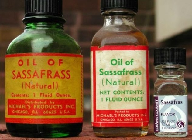 Sassafrass-Oil.jpg