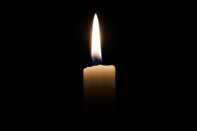 candle-2038736_1280.jpg