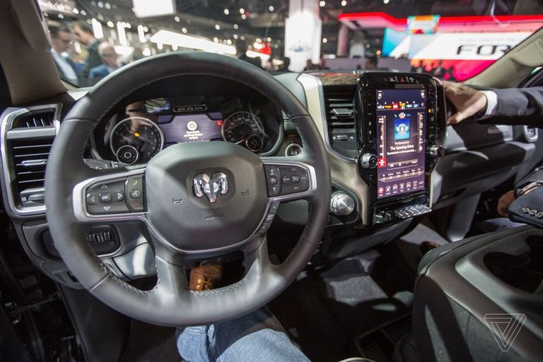 detroit_auto_show_2018_dodge_ram_5675.jpg