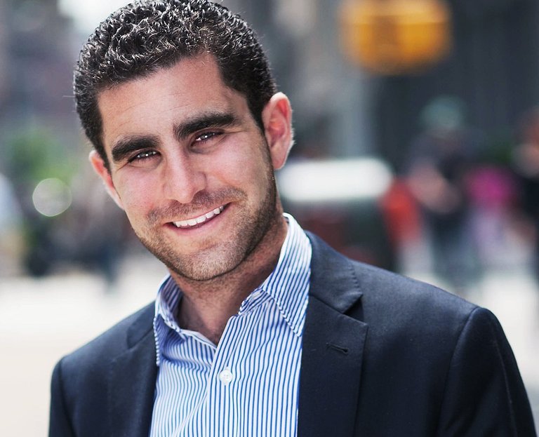 1200px-Charlie_Shrem_2013.jpg