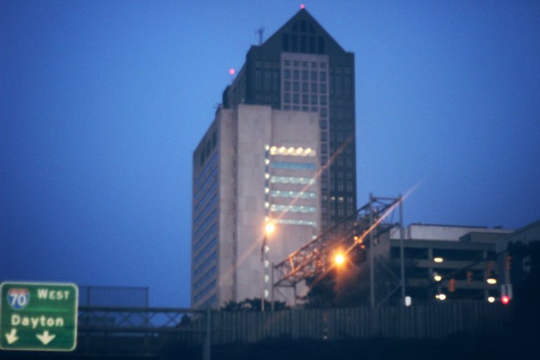 Downtown Columbus Ohio at dawn 2.jpg