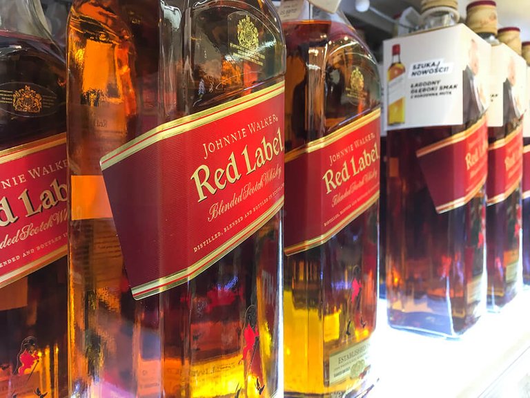 johnnie-walker-red-label.jpg