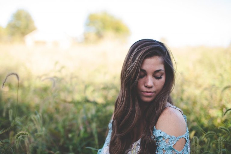 pexels-photo-girl-in-field-1024x683.jpeg