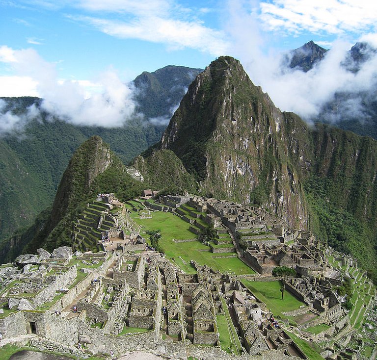 800px-Before_Machu_Picchu.jpg