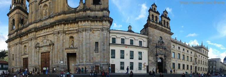 bogota-catedral-pano.jpg