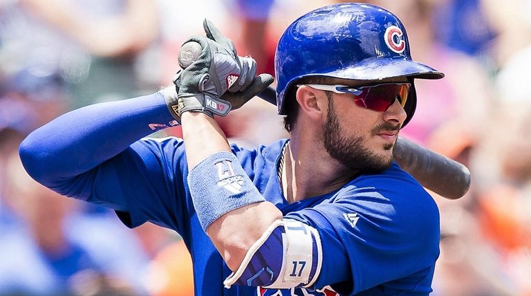 cubs-kris-bryant-injury-hand-finger-update.jpg