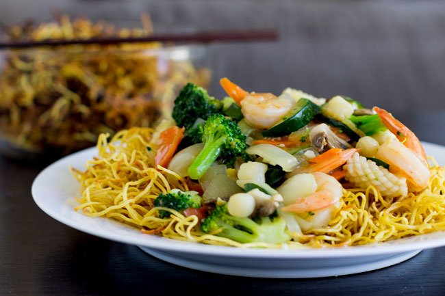 hong-kong-crispy-noodle-650px.jpg