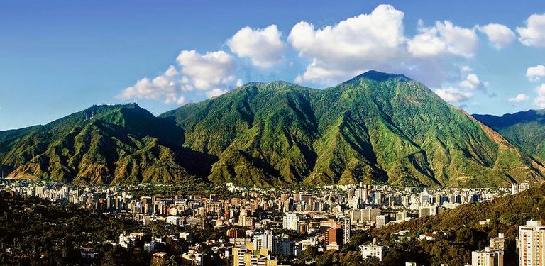 Foto Caracas.jpg