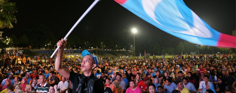 PH Crowd.jpg