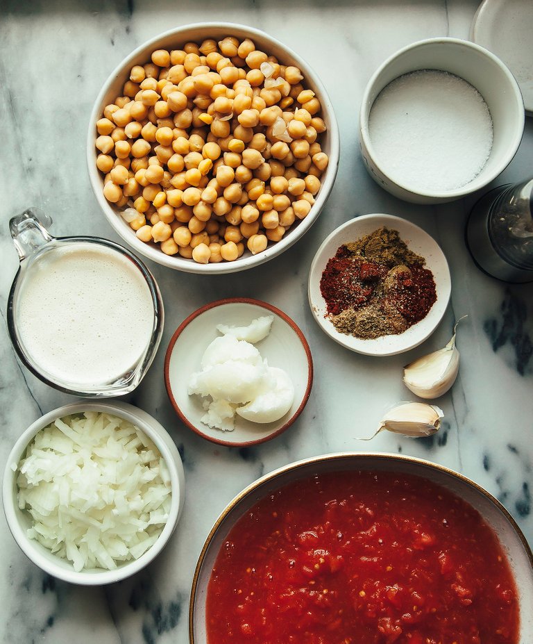 Spice Vegan Butter Chickpeas