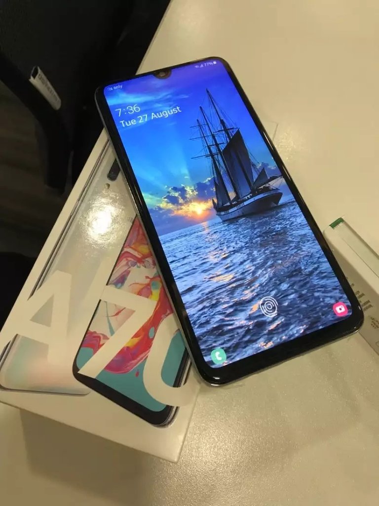 Samsung Galaxy A70