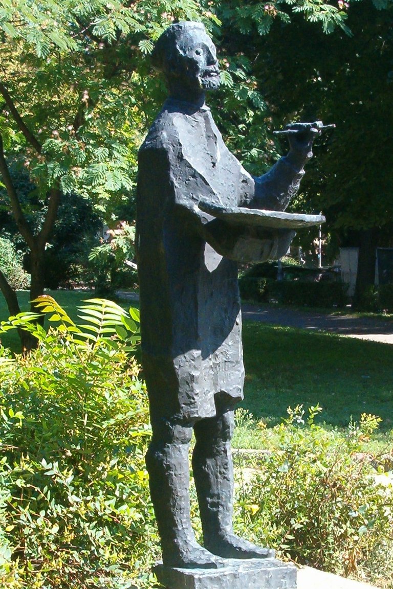 Monument to Tivadar Chontwari in Pecs. Photo Source - Wikipedia 