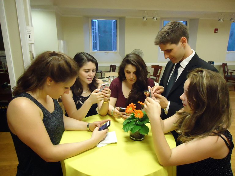 students using cell phones