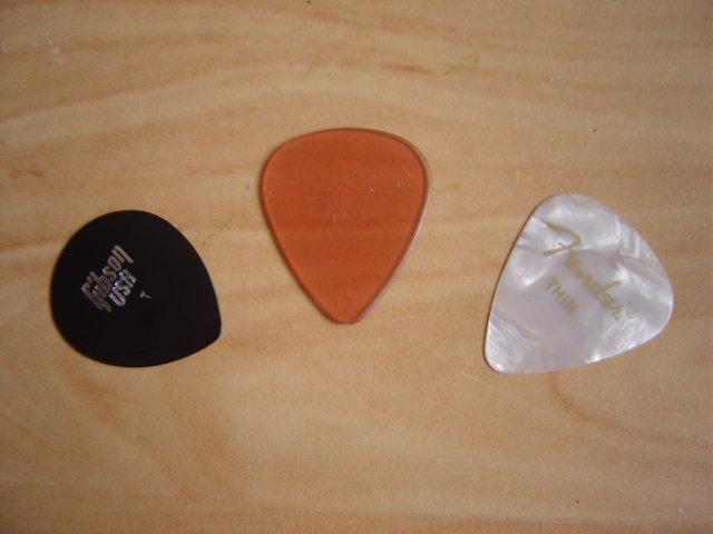 plectrum