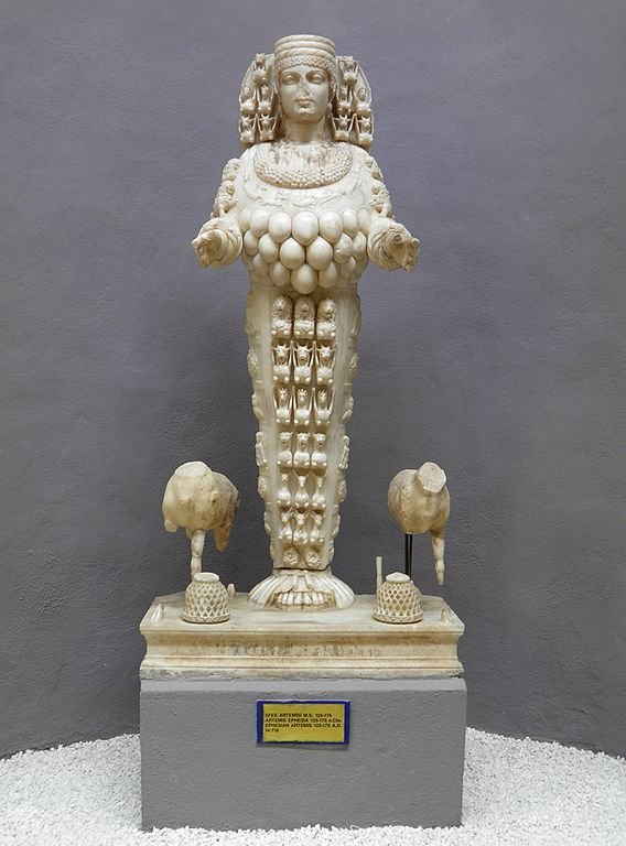 Ephesian Artemis, 125-175 AD, Ephesus Museum, Selçuk, Turkey - Carole Raddato from FRANKFURT, Germany, CC BY-SA 2.0, via Wikimedia Commons