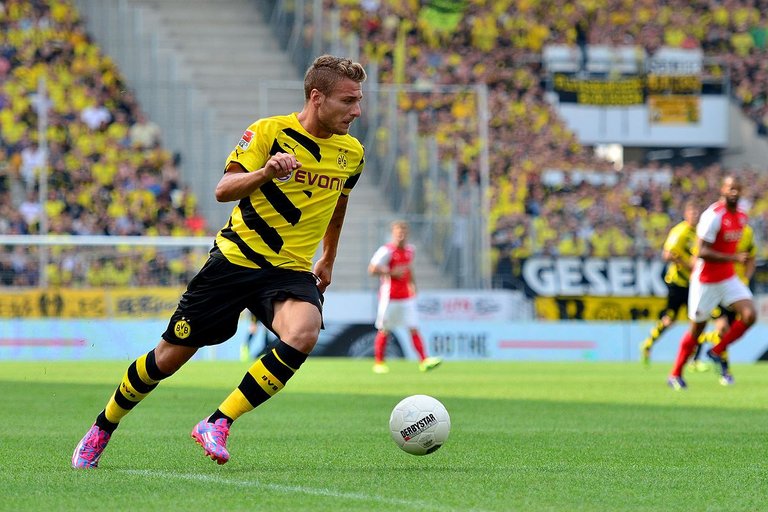 Ciro Immobile by Dirk Vorderstraße CC BY 3.0