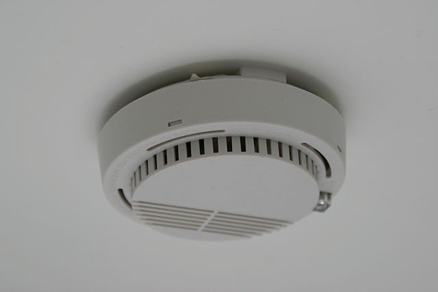 Smoke Detector mounted on the ceiling