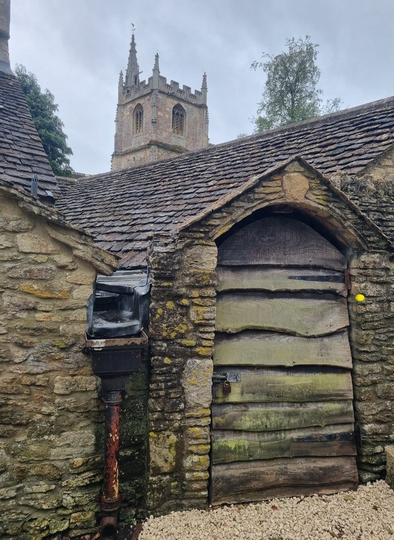 Castle Comb Cotswolds: June 4 2025