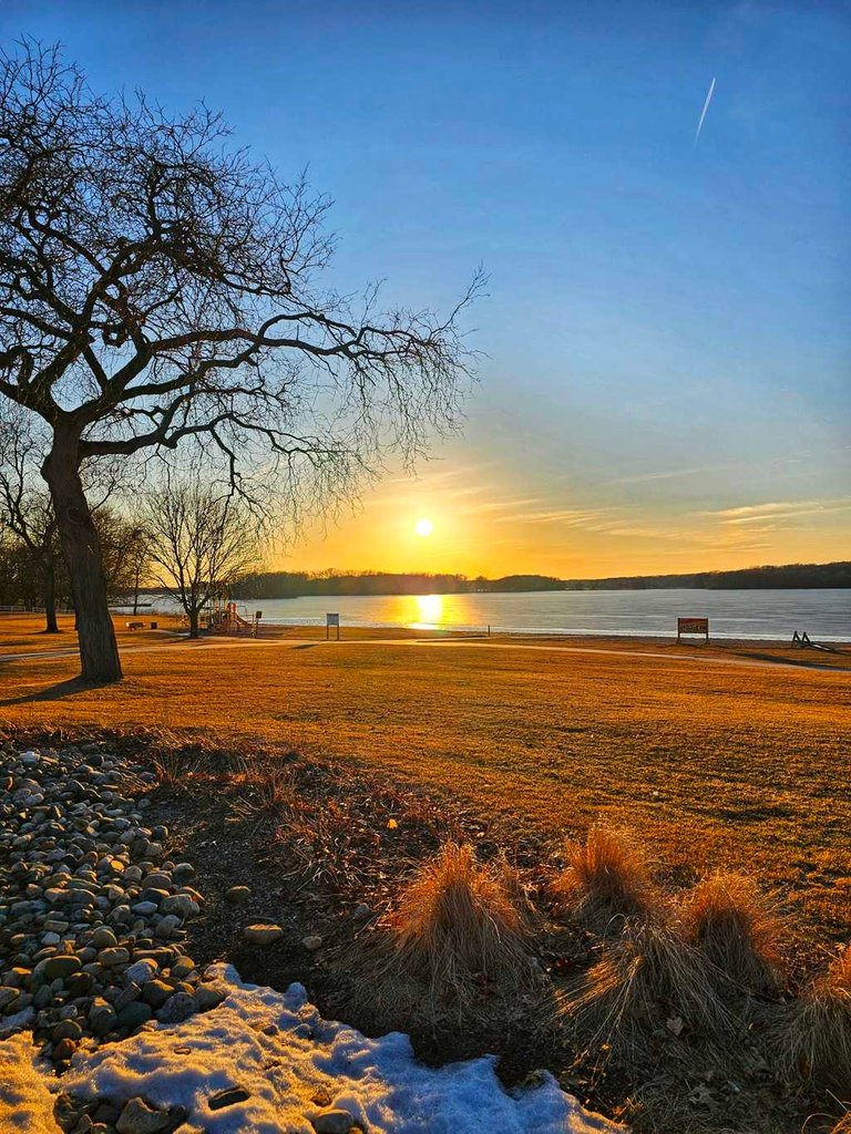 Martindale Beach, Kensington Metropark, Michigan,  USA