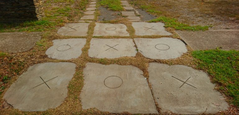 Noughts and Crosses