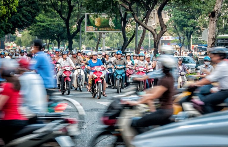 traffic honking saigon vietnam