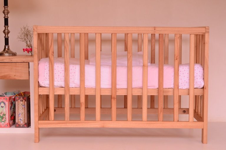 Tempat Tidur Bayi, Yay or Nay