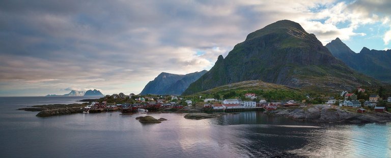 Robuer with wooden stilts in the fishing village of Tind