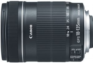 Canon EF-S 18-135mm f/3.5-5.6 IS USM