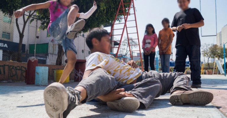 Resultado de imagen para escuelas con bullyingÃ§