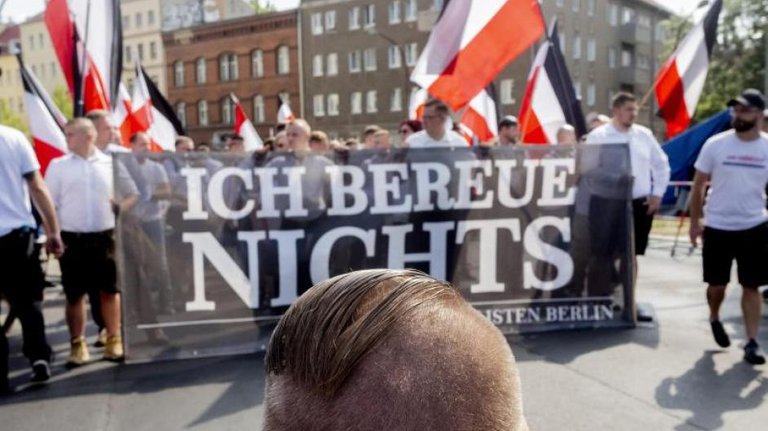 Nazi-Demo in Spandau: Gegendemonstranten verhindern Neonazi-Aufmarsch | Augsburger Allgemeine