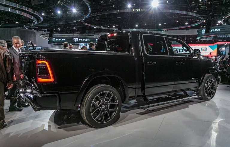 2020 Dodge RAM 2500 Mega Cab Exterior