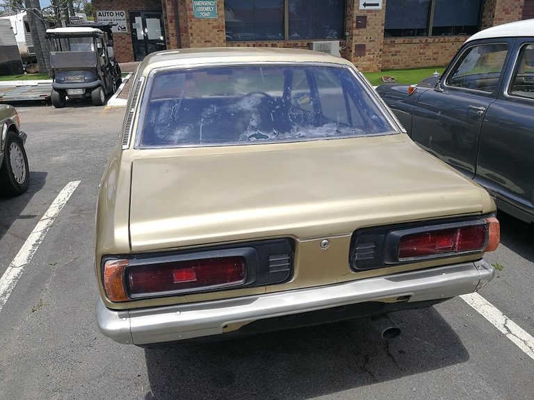 Mazda 808