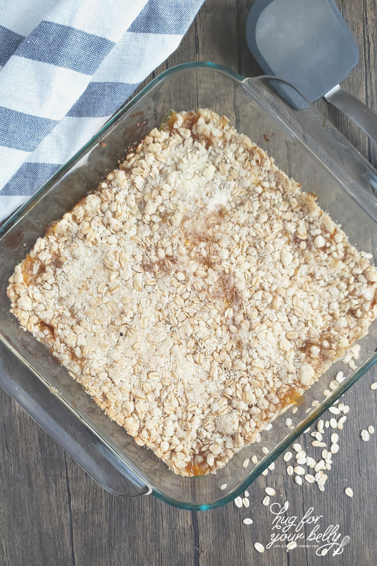 apricot oat bars in glass pan