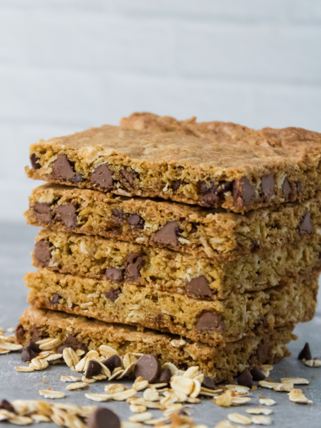 Oatmeal Chocolate Chip Bars