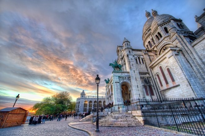 montmartre-tepesi.jpg