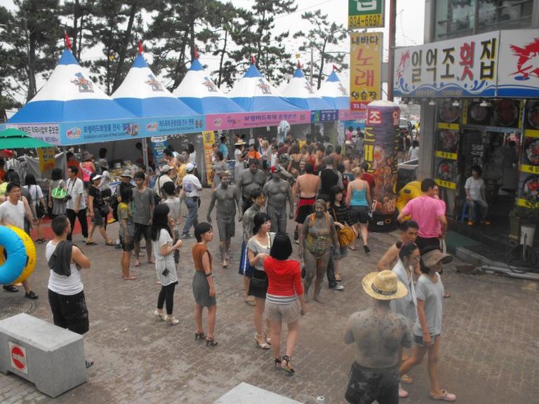 Destination: Boryeong Mud Festival (Daecheon) ()